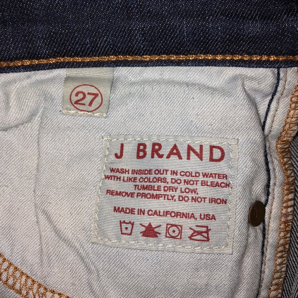Everyday blue jeans - Picture 4 of 4